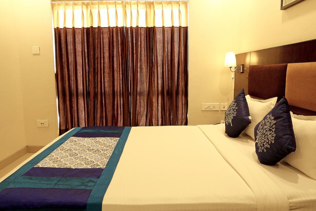 The Circle Club Inn 加尔各答 外观 照片